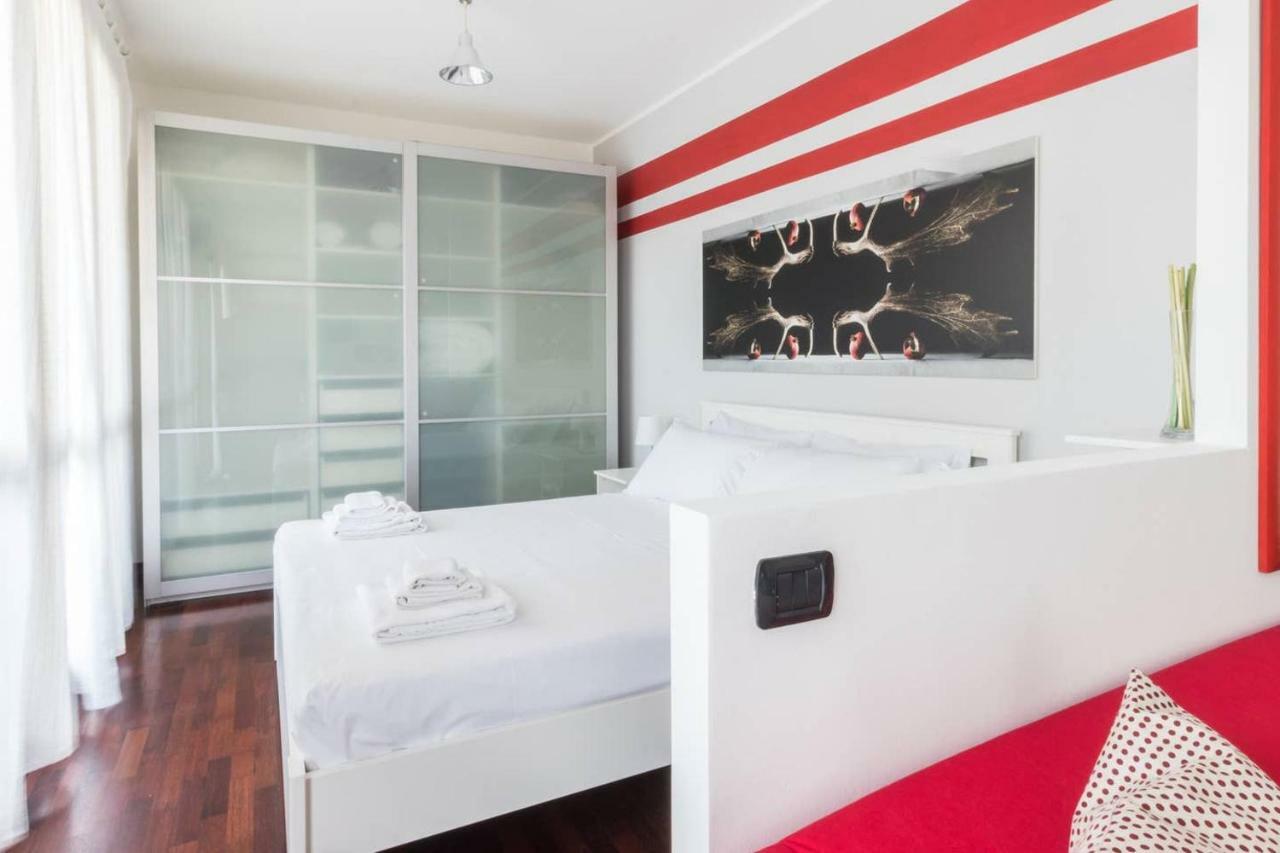 Italianway - Carrara 5 Apartment Милано Екстериор снимка