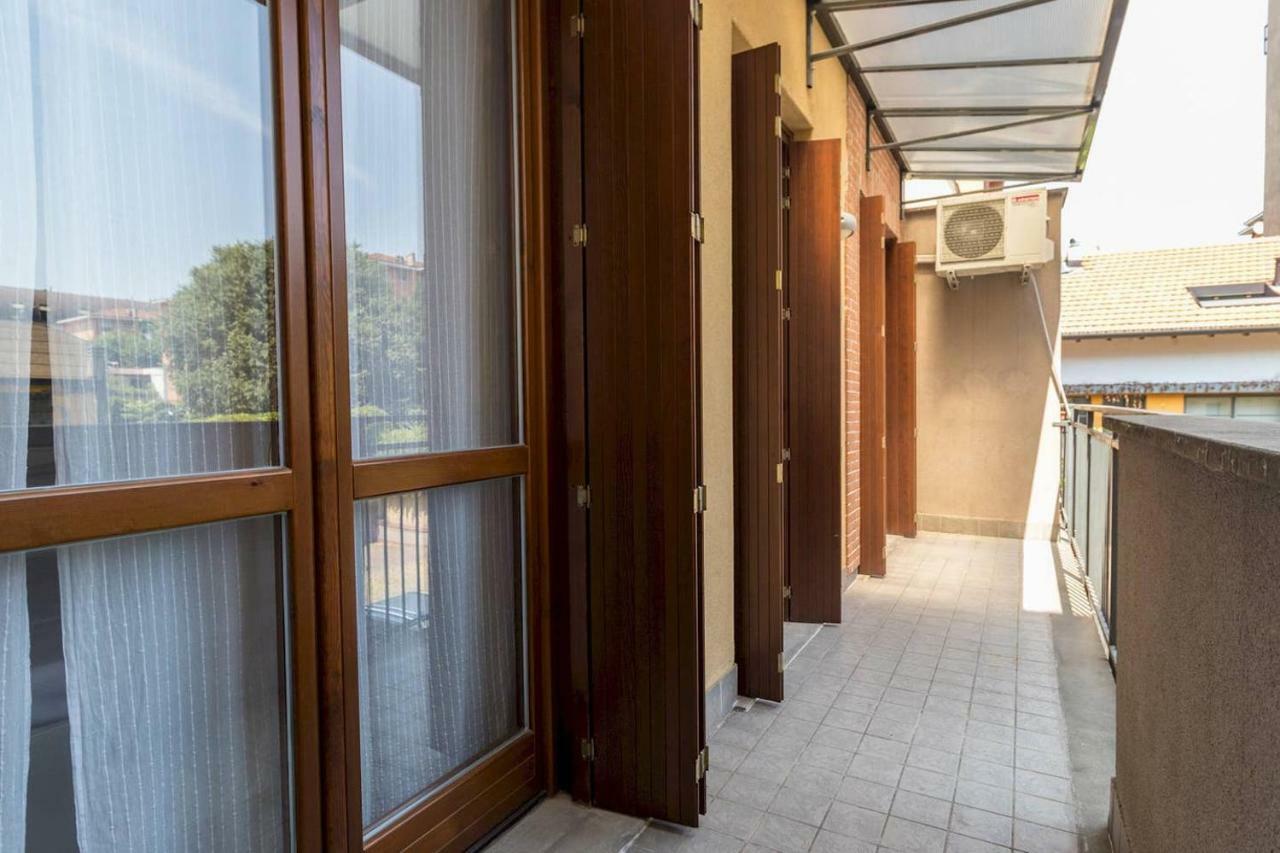 Italianway - Carrara 5 Apartment Милано Екстериор снимка