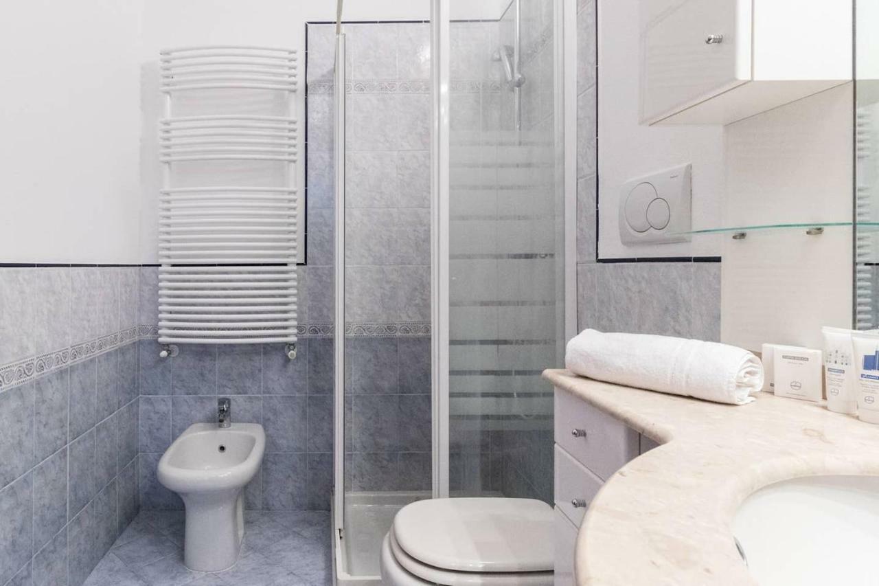 Italianway - Carrara 5 Apartment Милано Екстериор снимка
