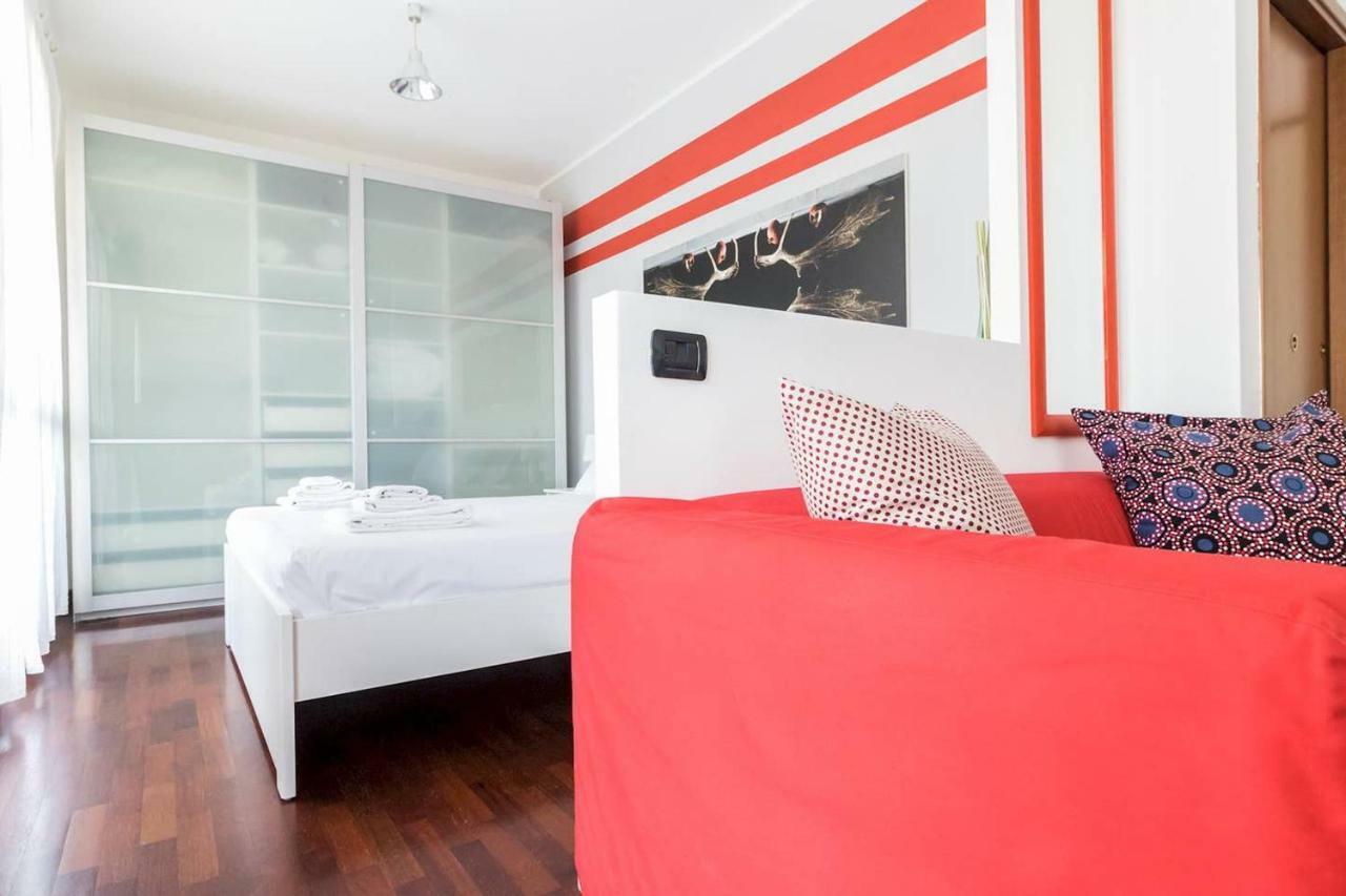 Italianway - Carrara 5 Apartment Милано Екстериор снимка